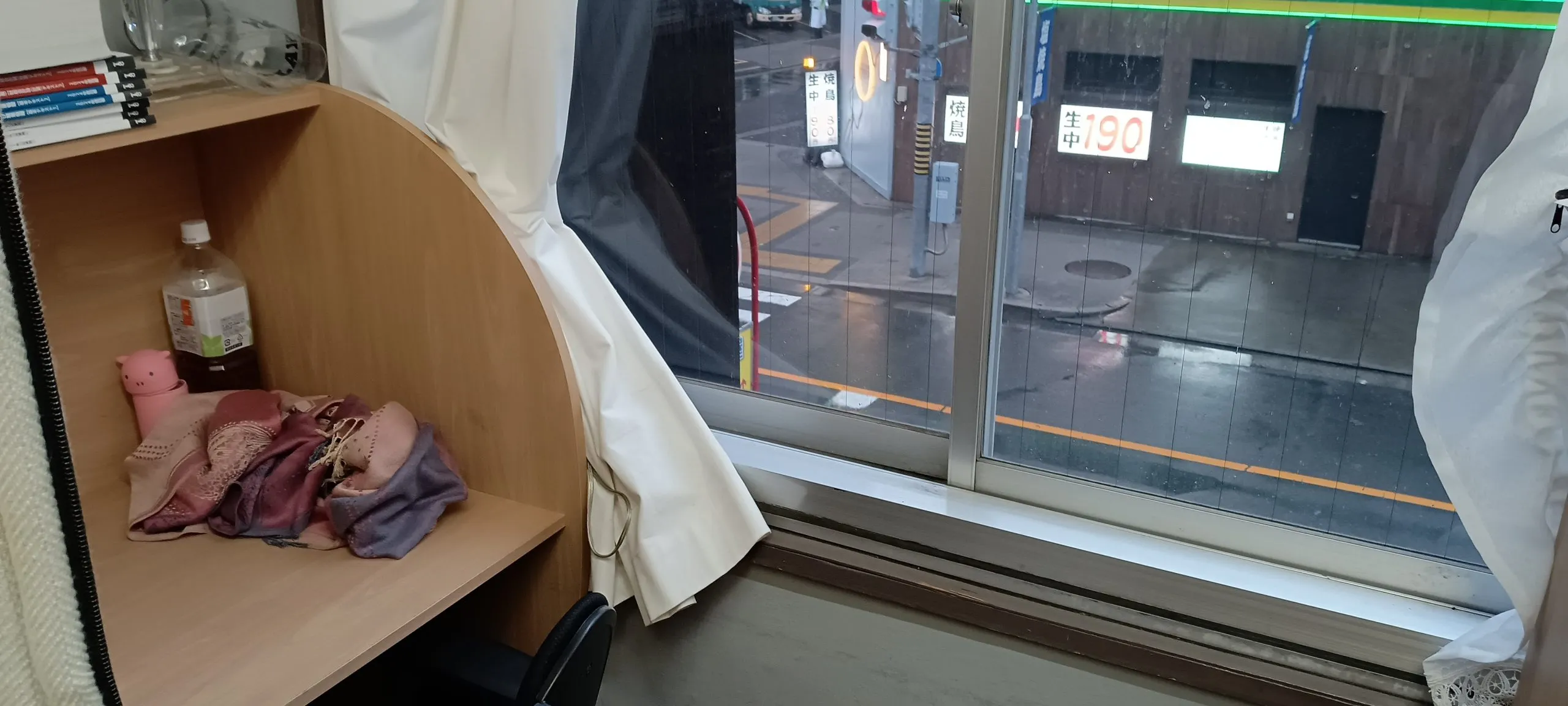 アスリート自習室 名古屋駅前プレミアム店 写真