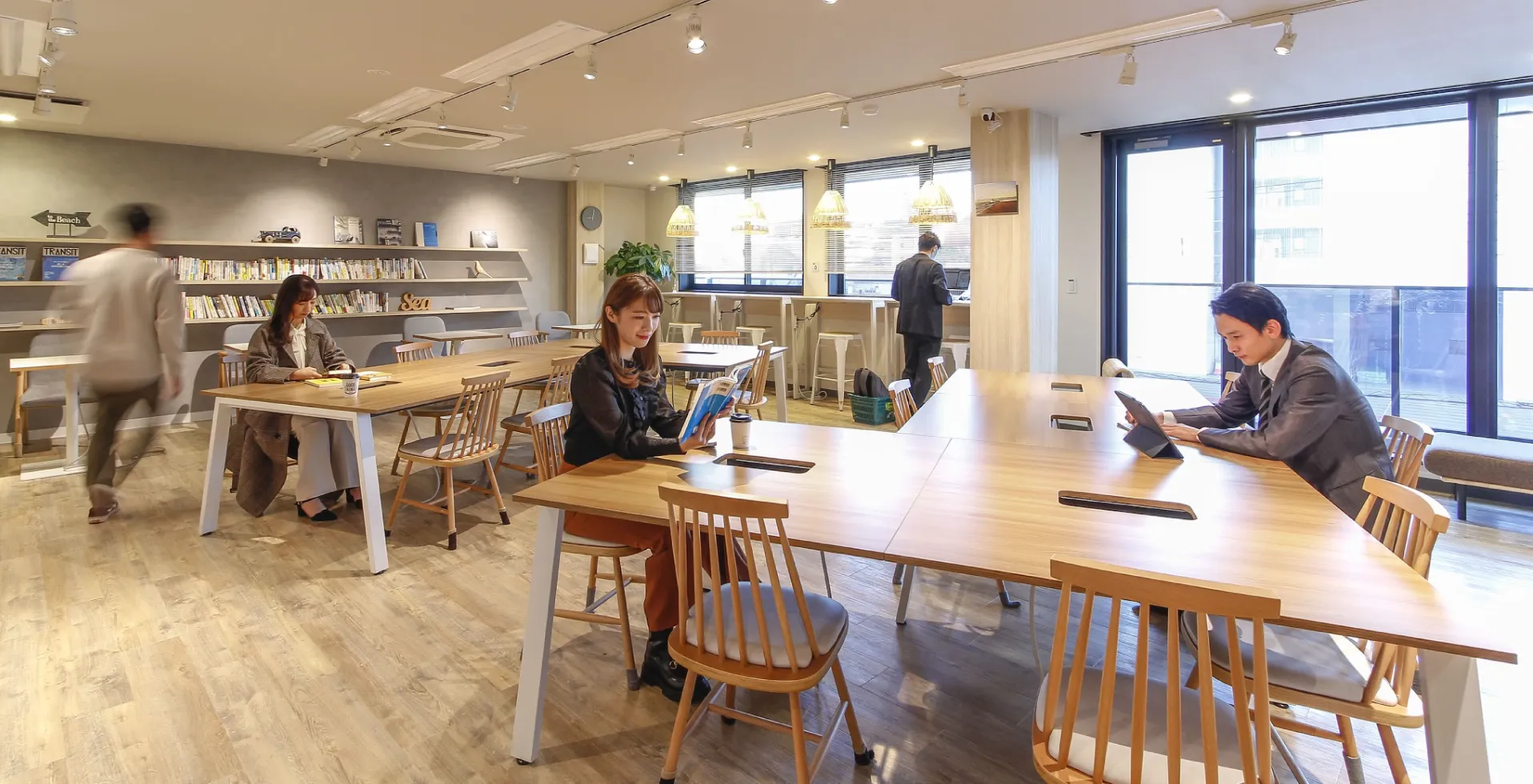 勉強カフェ 金沢南八日市スタジオ 写真