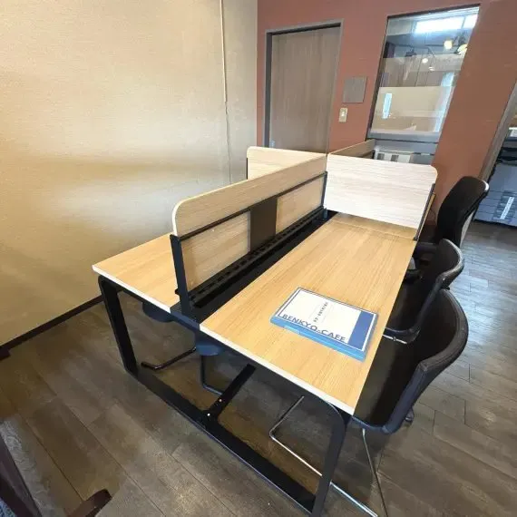 勉強カフェ 神戸三宮スタジオ 写真