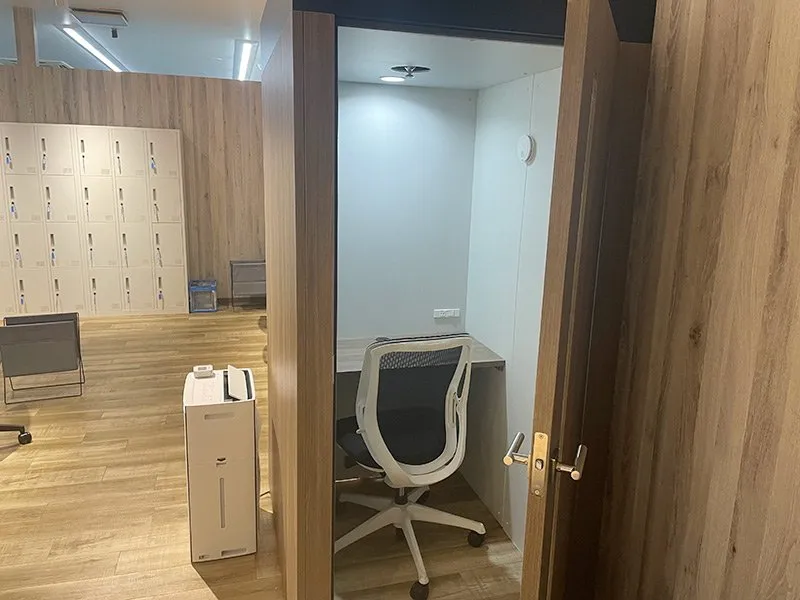 勉強カフェ 小平スタジオ 写真