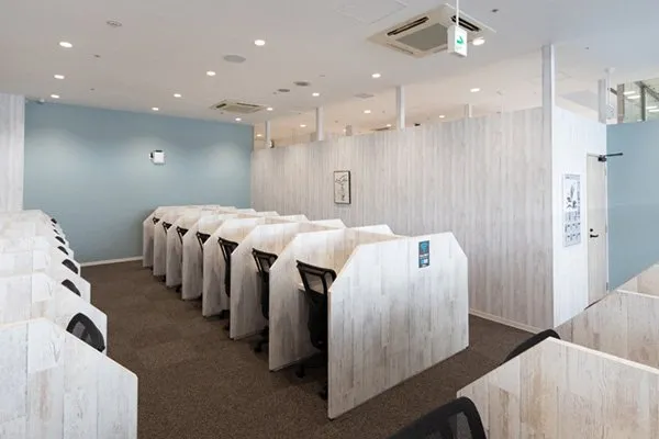 勉強カフェ 町田マルイスタジオ 写真