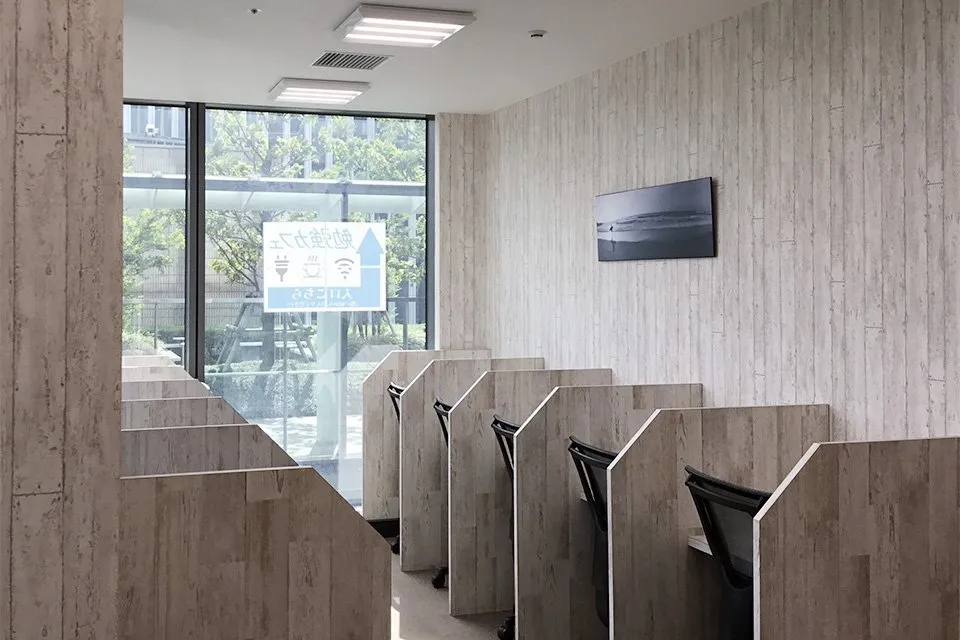勉強カフェ 名古屋グローバルゲートスタジオ 写真