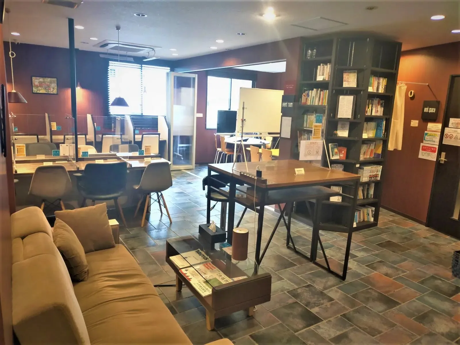勉強カフェ 大阪西梅田
