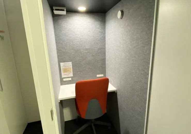 勉強カフェ 大阪難波 写真