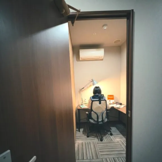 勉強カフェ 大阪上本町ANNEX 写真