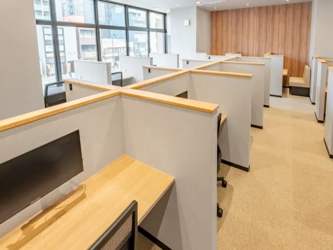 BIZcomfort明石 写真