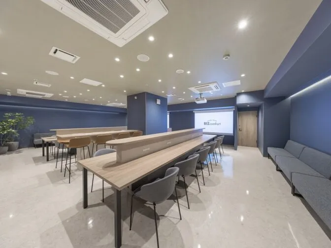 BIZcomfort北浜 写真