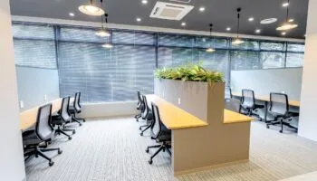 BIZcomfort西新宿 写真