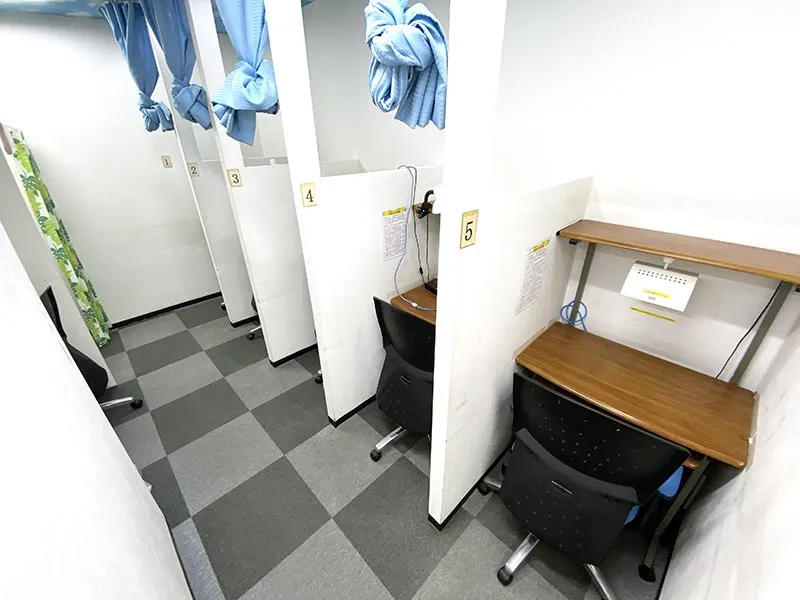 センター北駅前 自習館 写真
