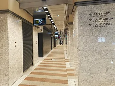 西新宿アントレサロン 写真