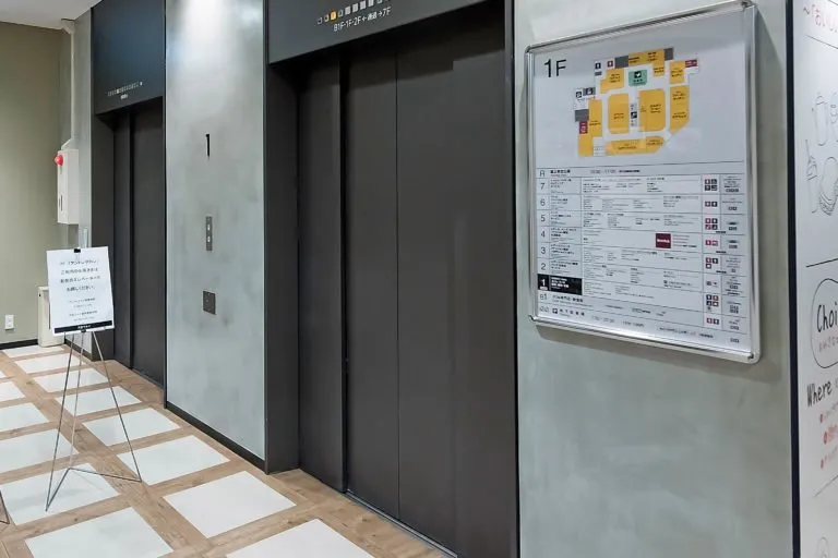 大宮アントレサロン 写真