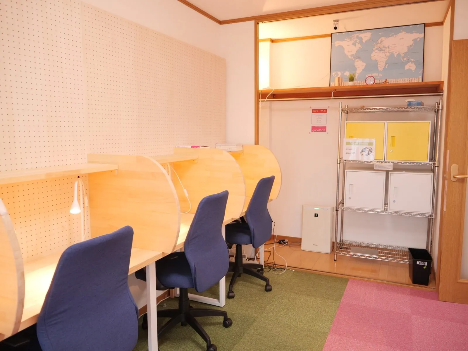 神領駅前自習室ゴーズ 写真