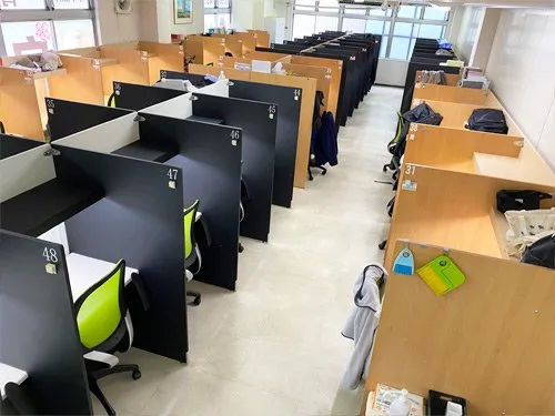自習室倶楽部 青葉台店 写真