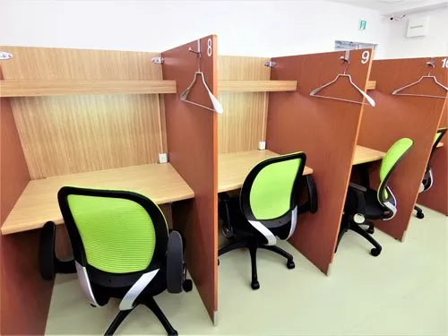 自習室倶楽部 橋本店 写真