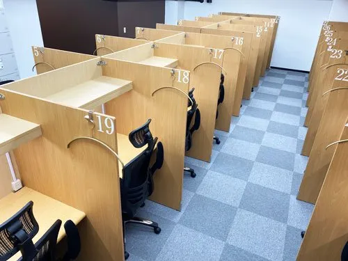 自習室倶楽部 保土ケ谷店 写真