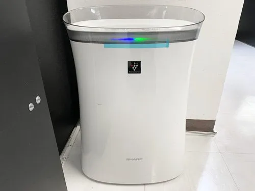 自習室倶楽部 蒲田駅前店 写真