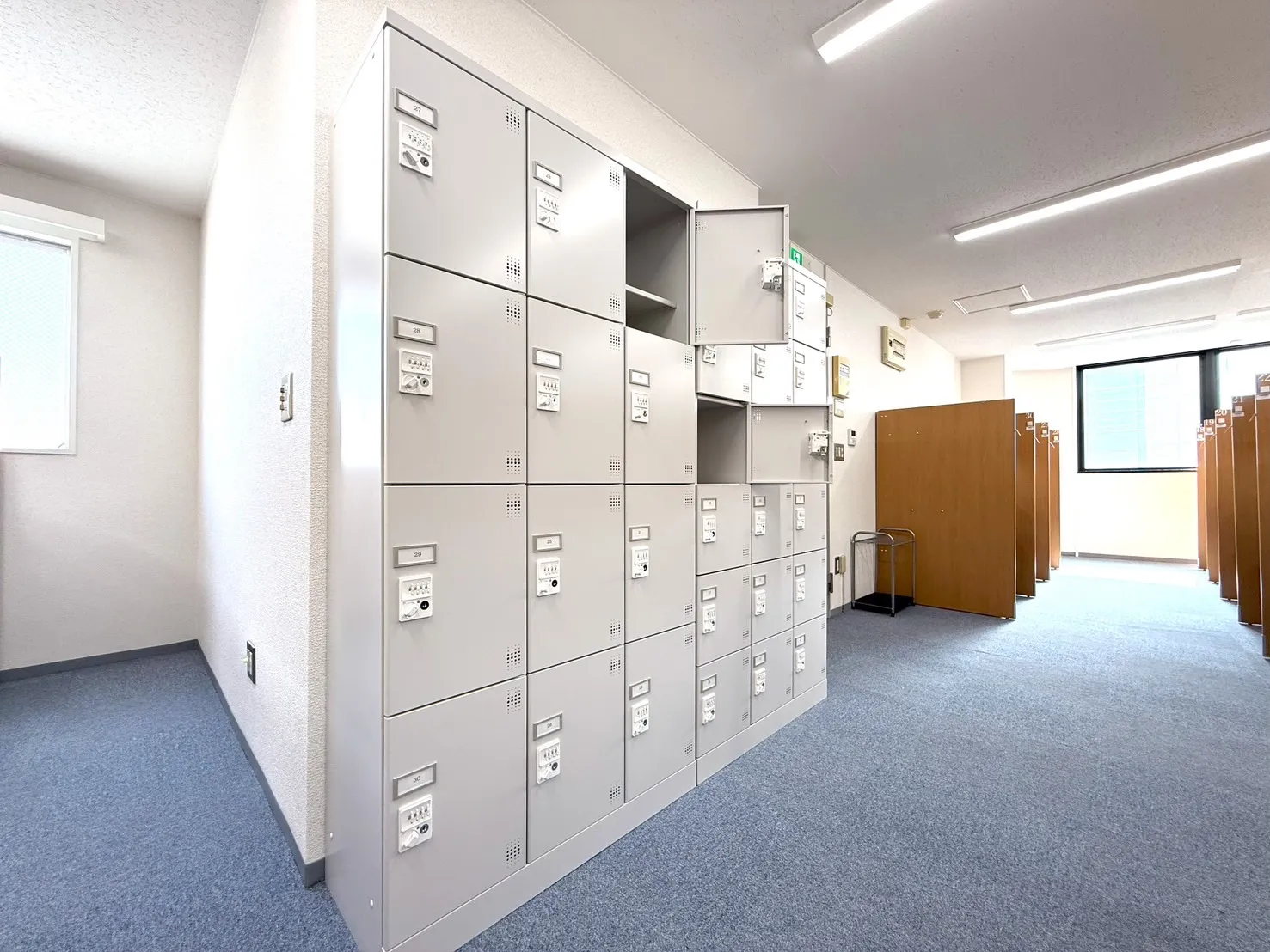 自習室倶楽部 駒沢大学駅前店 写真