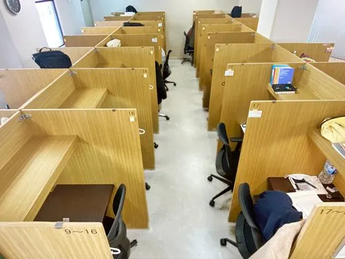 自習室倶楽部 町田店 写真