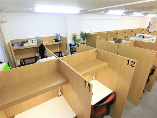 自習室倶楽部 溝ノ口店 写真