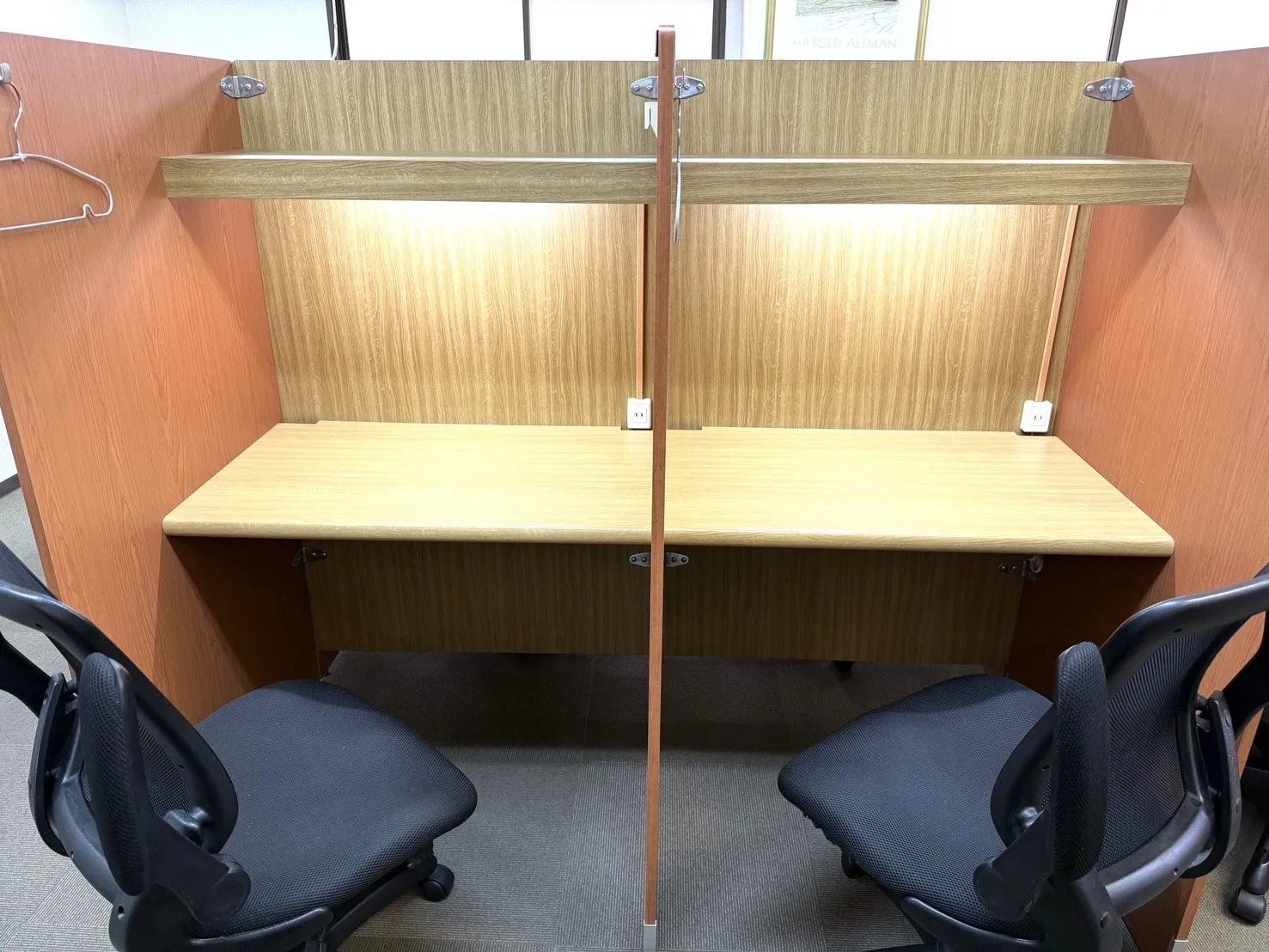 自習室倶楽部 新百合ヶ丘店 写真