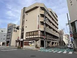 富田橋側からのパルティーレ幸町２Ｆ