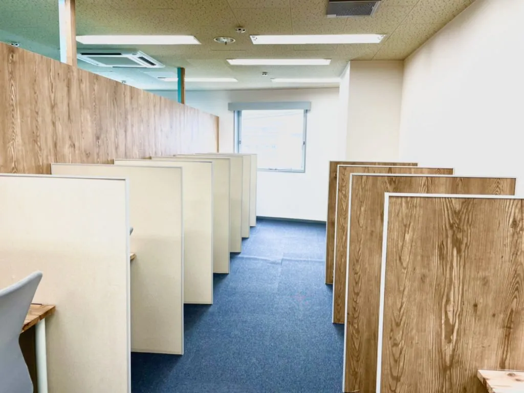 まち図書カフェ 五日市駅前room