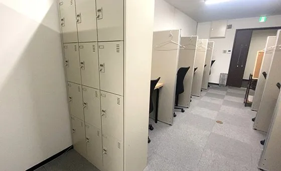 おとな自習室 自習室ひらかた 写真