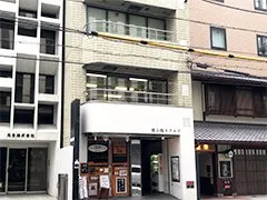 おとな自習室 自習室からすま 写真