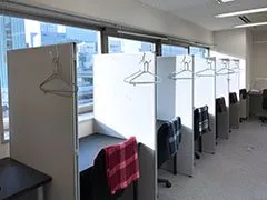 おとな自習室 自習室さんのみや 写真