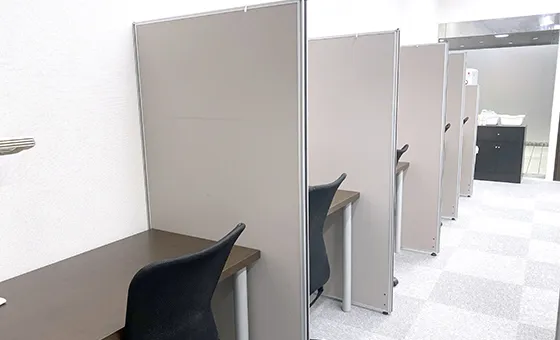 おとな自習室 自習室てんのうじ 写真
