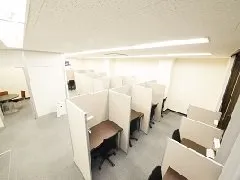 おとな自習室 自習室うめだ 中津駅前店