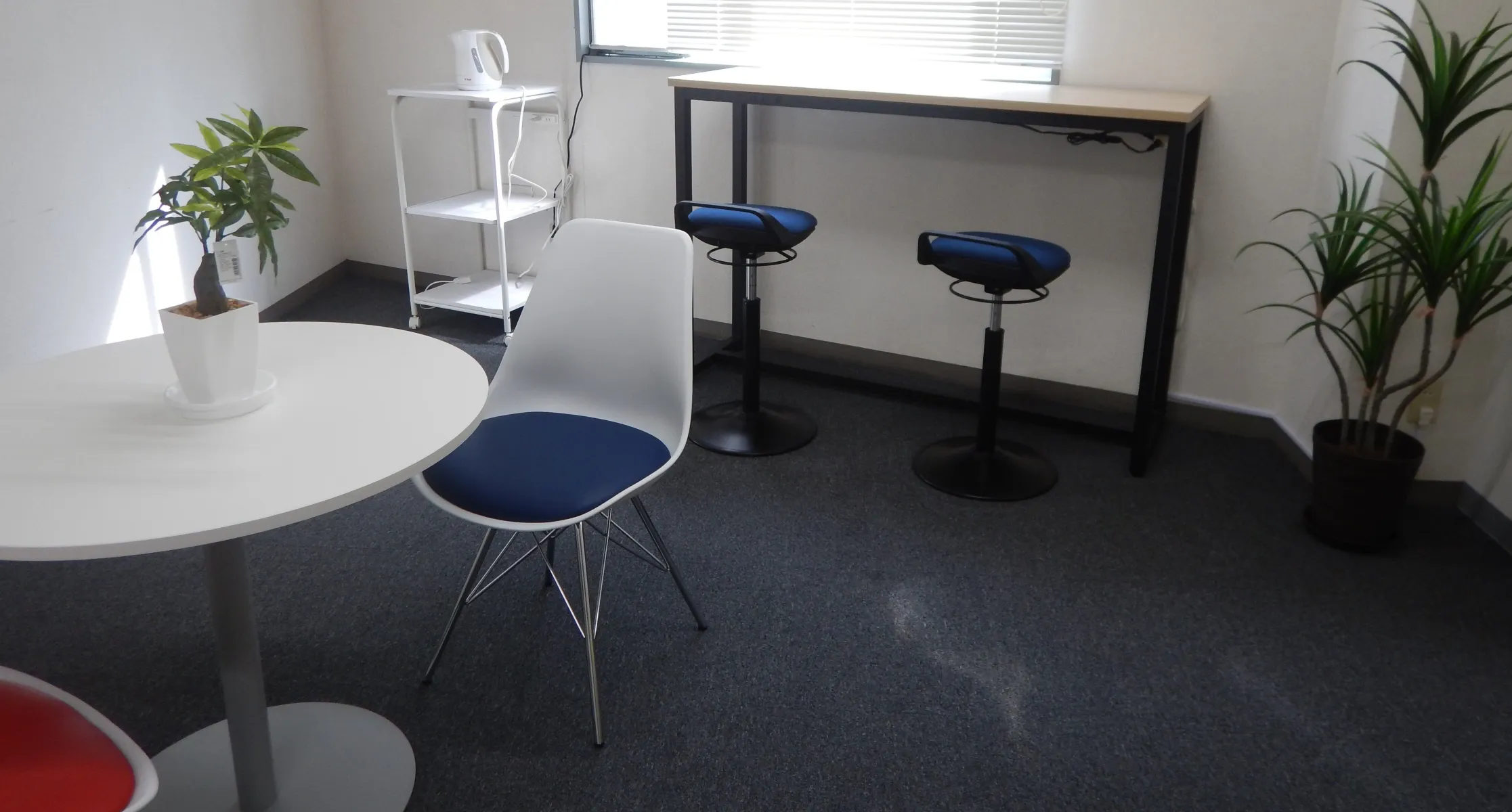 OWN DESK NIIGATA 写真
