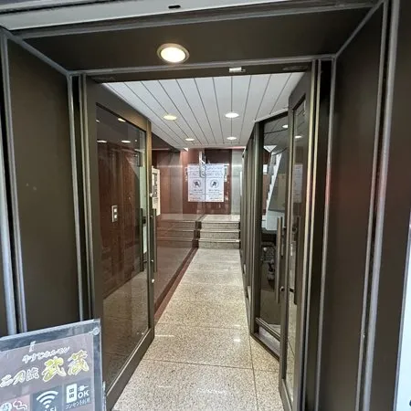 自習室プラス 本町プレミアム 丸松ビル 写真