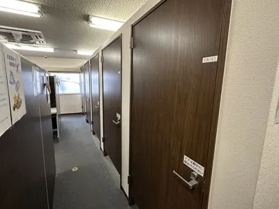 自習室プラス 北野田駅前 写真