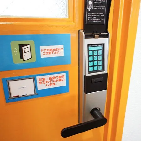 自習室プラス 堺筋本町 写真