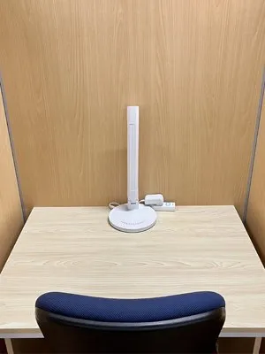 自習室プラス 高槻 写真