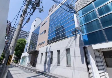 セルフスタディ 梅田本店 写真