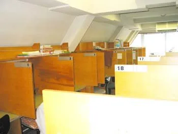 有料自習室 早稲研 高田馬場 写真
